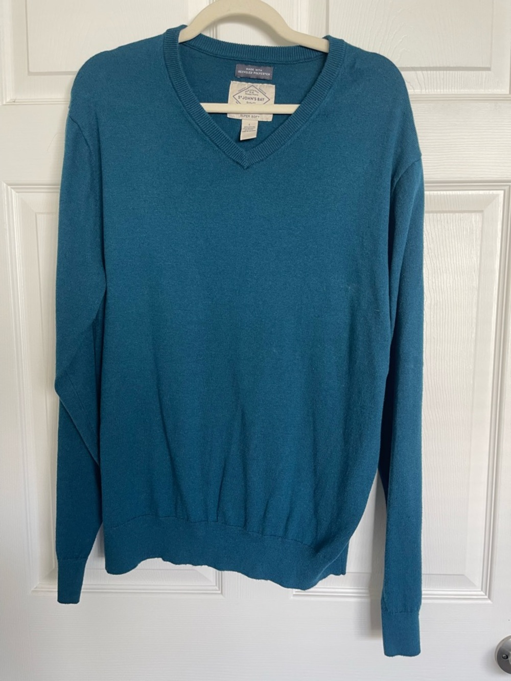 St. John's Bay Teal V-Neck Men's Sweater